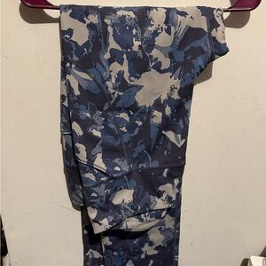 Duluth Trading Co. Blue and Gray Camouflage Leggings